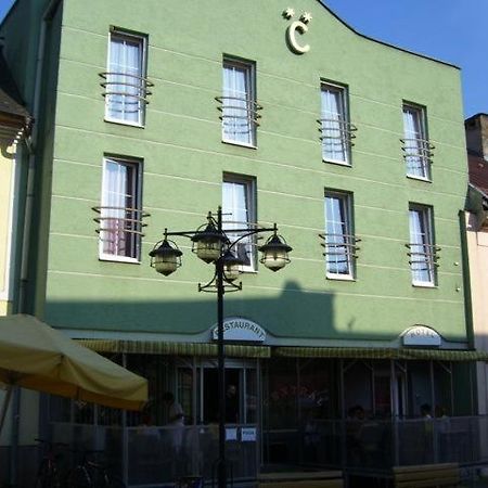 Hotel Centrál Kremnica Buitenkant foto